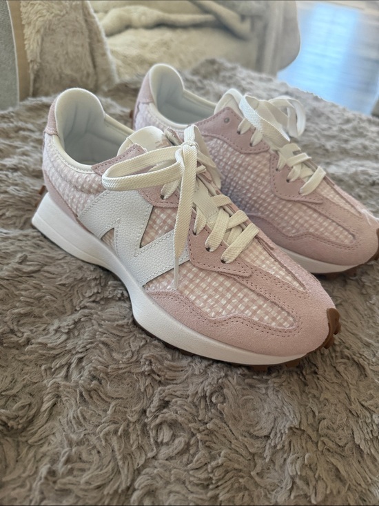 New Balance Shoes - New Balance 327 Women's Pink and White Retro Runner Sneakers